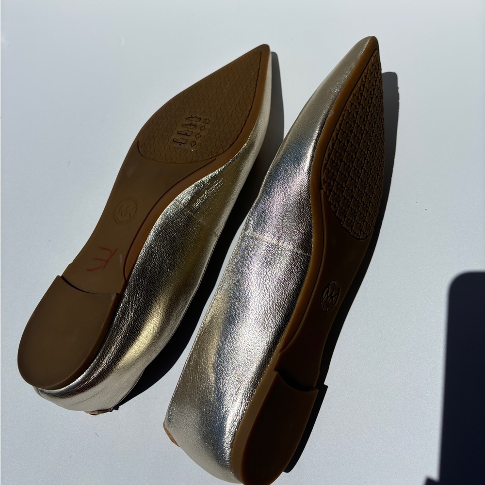 Michael Kors Metallic Gold Flats 9.5 leather ballet shoes - Picture 8 of 9